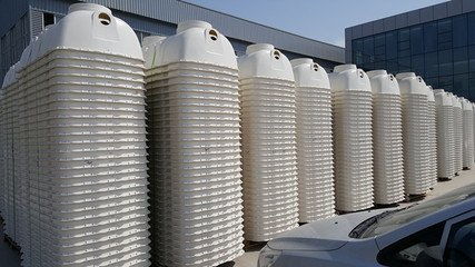 成品玻璃鋼化糞池價格及一體化污水處理設(shè)備與消防水箱的關(guān)系